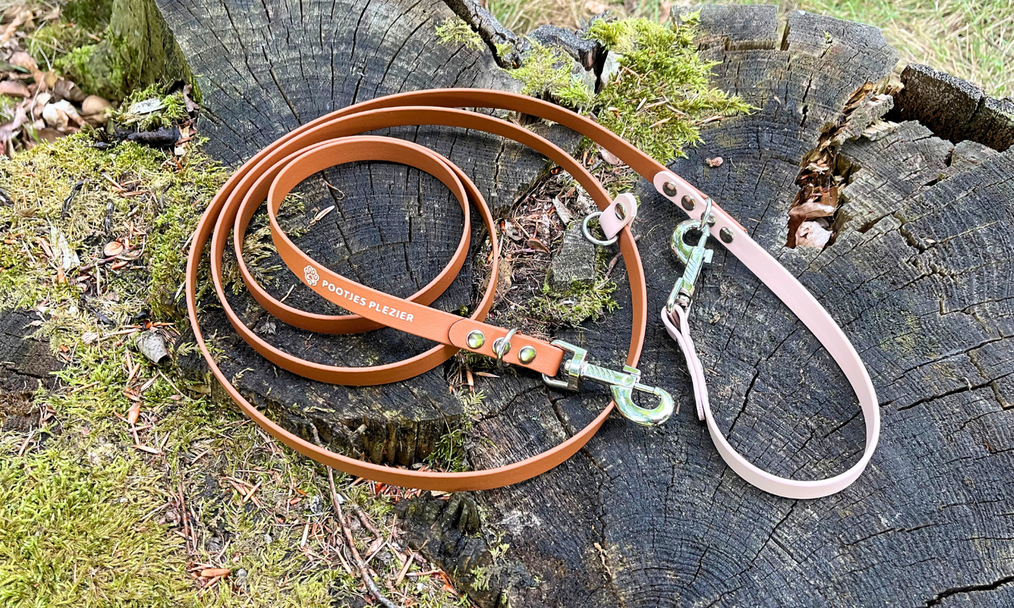 Verstelbare en handsfree 7 in 1 hondenriem BioThane