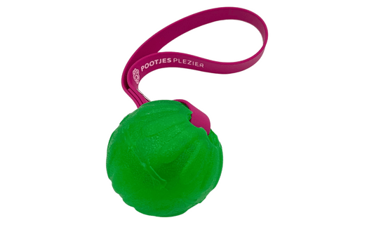 Starmark Chewball hondenspeelgoed met BioThane handvat voor trekken en apporteren